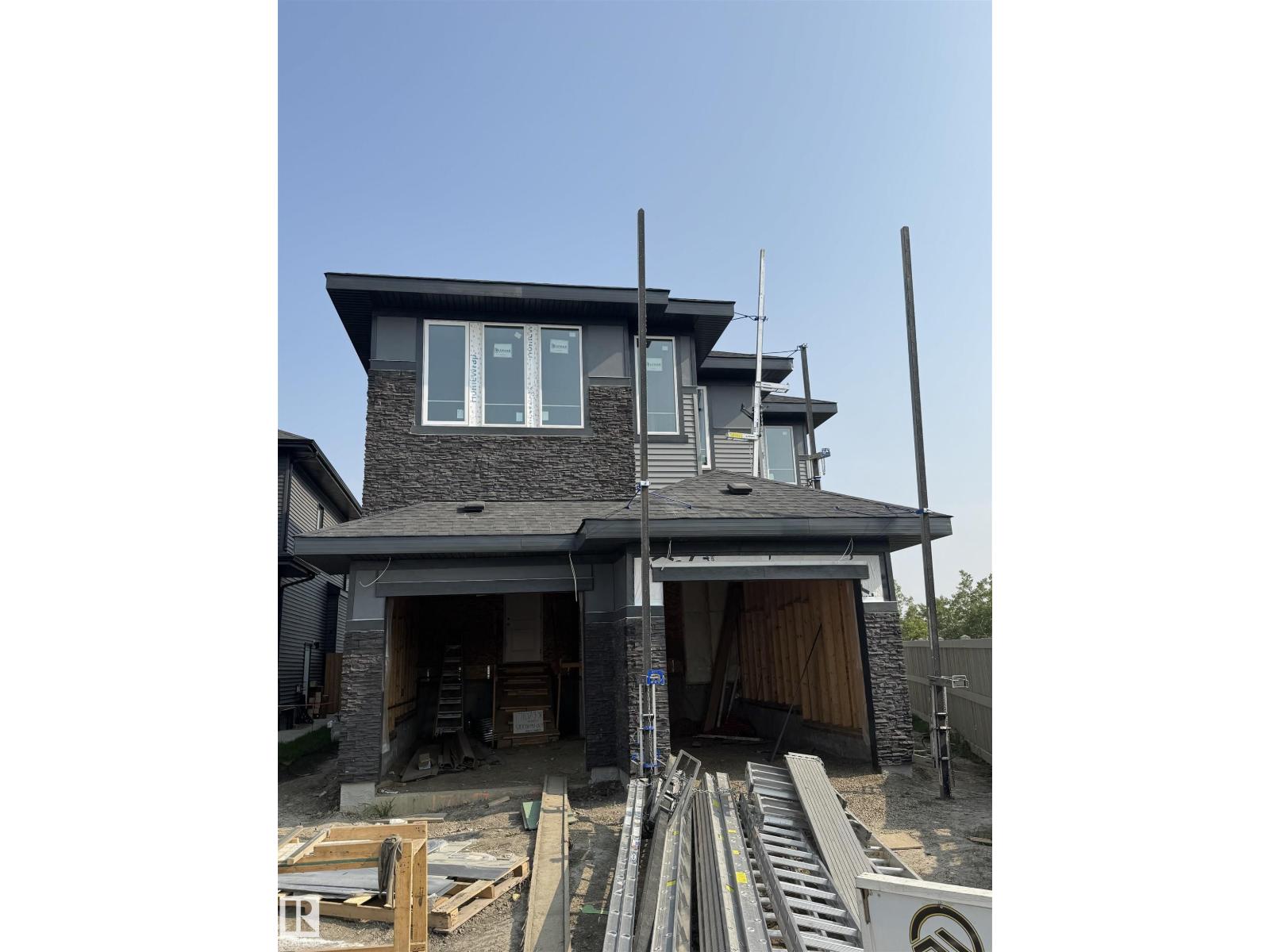 3 St Nw Unit 17107, Edmonton, AB T5Y 4G8