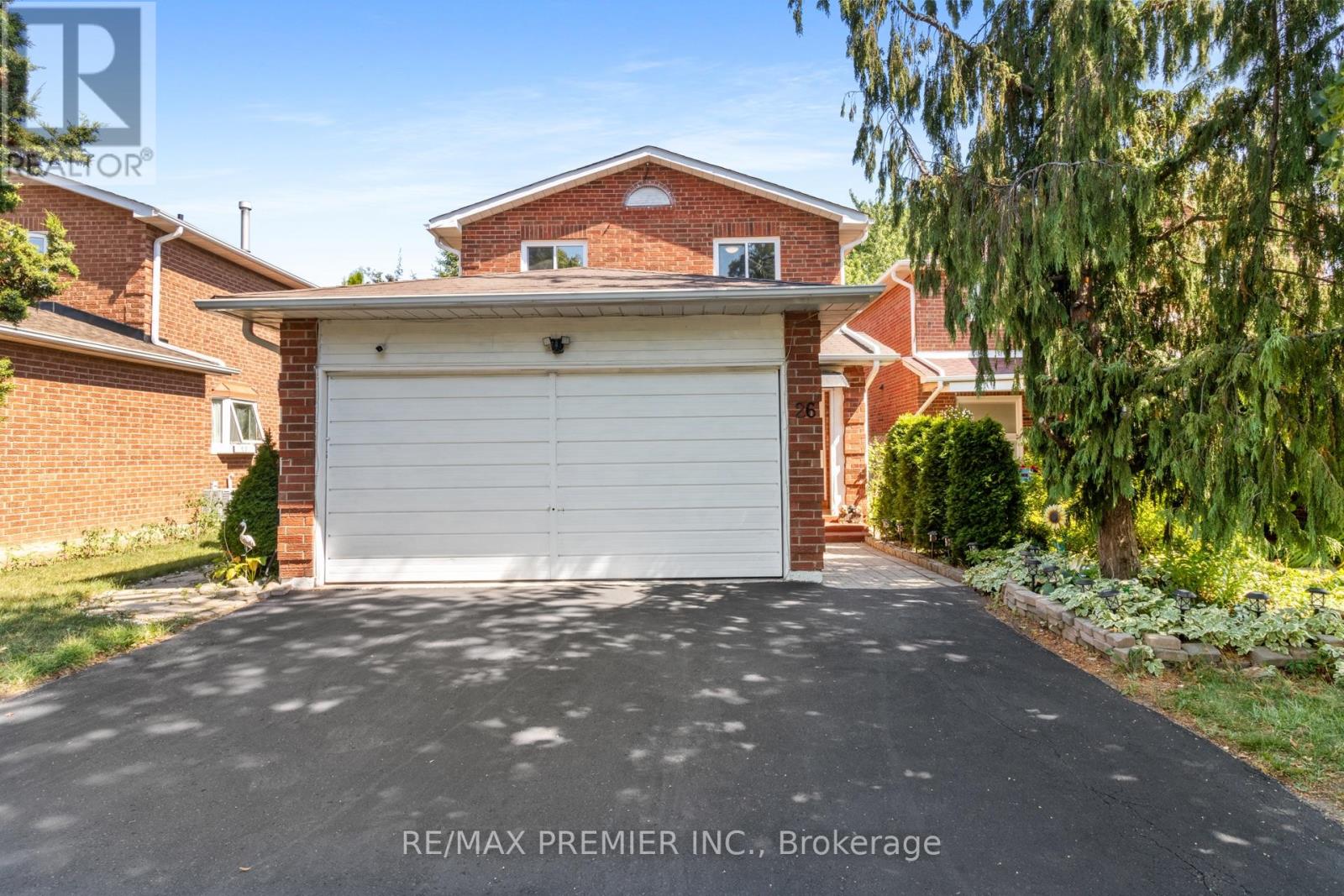 26 Ecclestone Dr, Brampton, ON L6X 3N7
