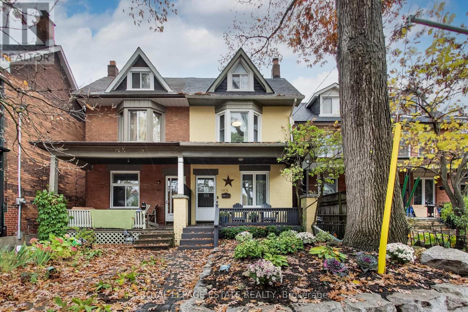 165 Oakcrest Ave, Toronto, ON M4C 1B8