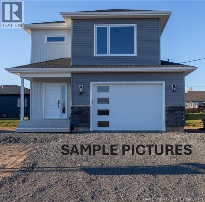 62 Cudmore St, Riverview, NB E1B 5E8