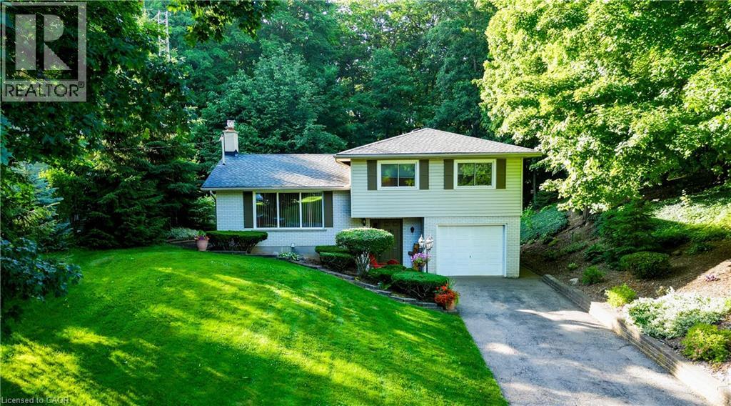 49 Sylvan Dr, Cambridge, ON N1R 5S5