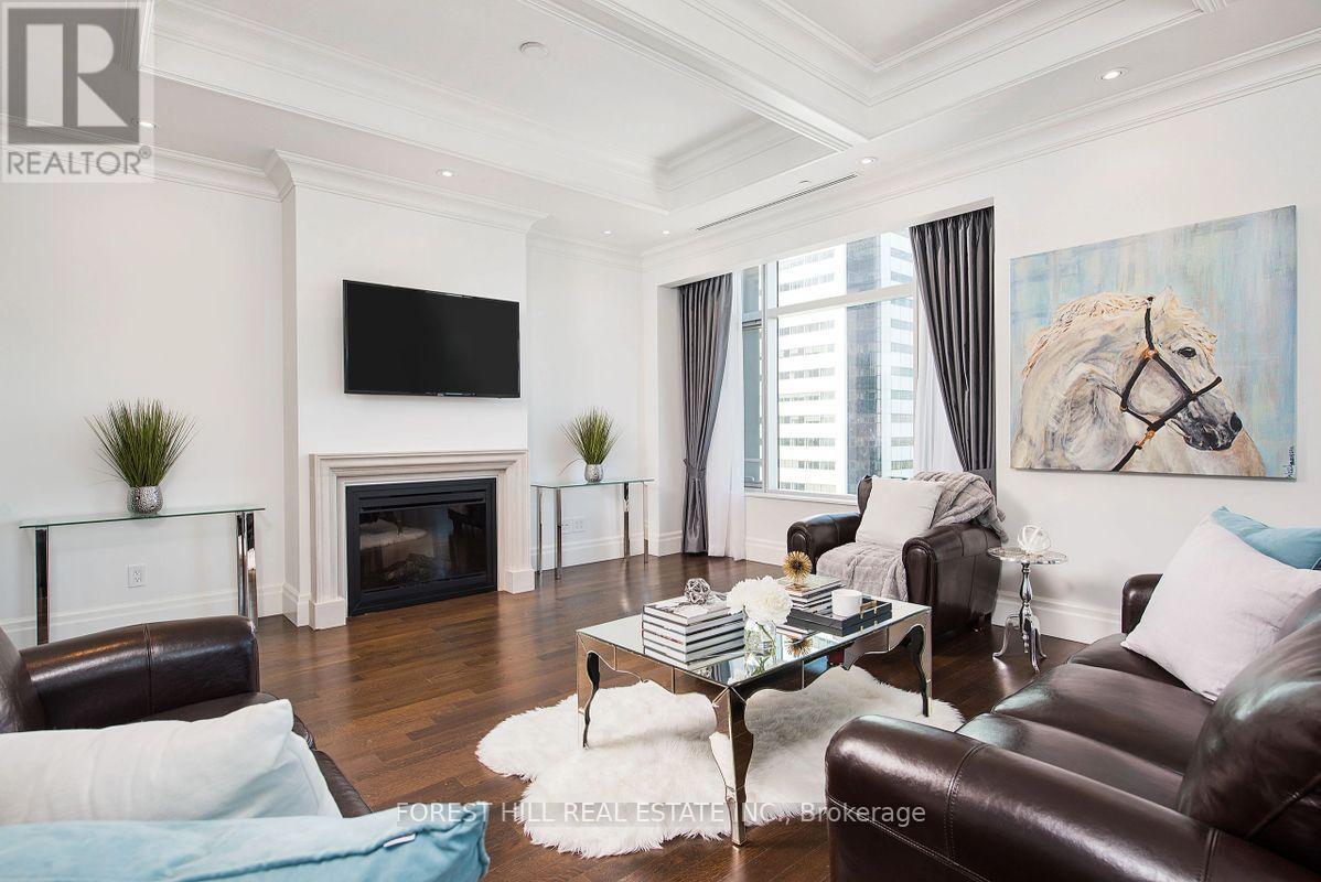 4601 311 Bay St, Toronto, ON M5H 4G5