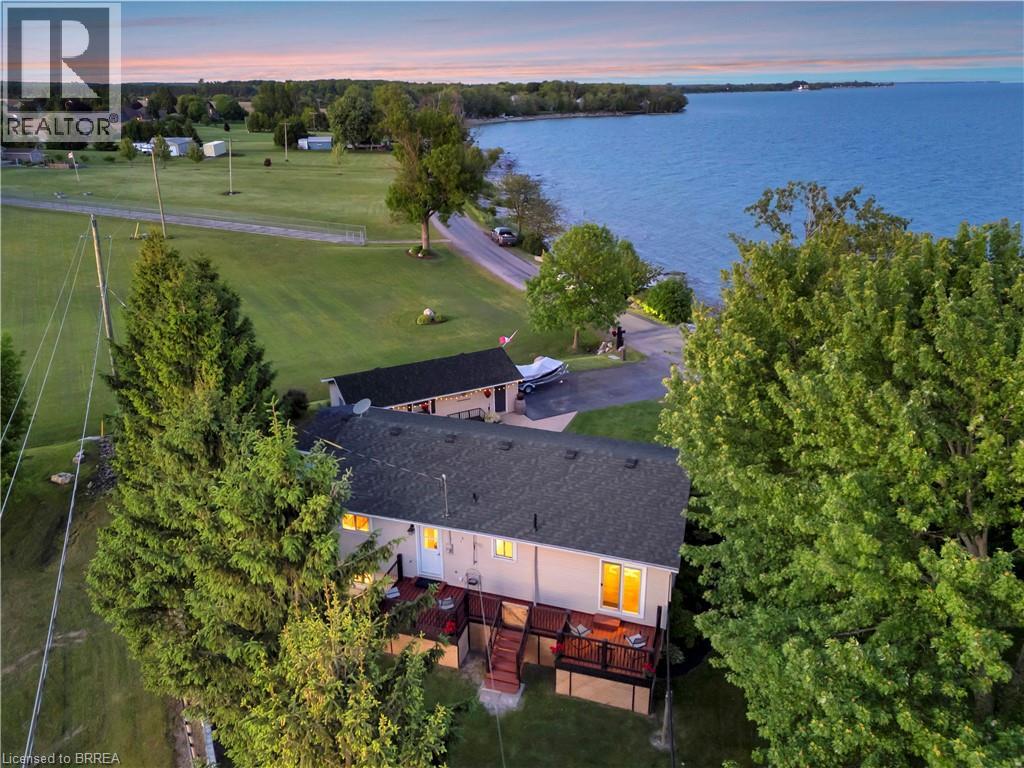 1697 Lakeshore Rd, Selkirk, ON N0A 1P0
