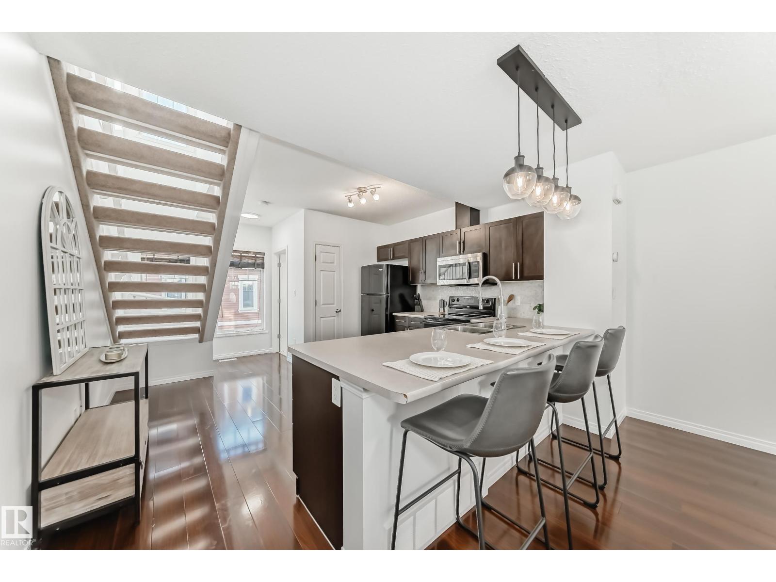 APT 54 16243 Towne Centre Bv NW, Edmonton, AB T6R 0S3