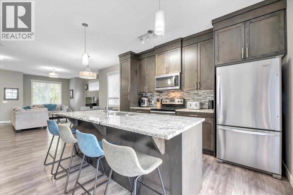 623 Evanston Mnr NW, Calgary, AB T3P 0R9