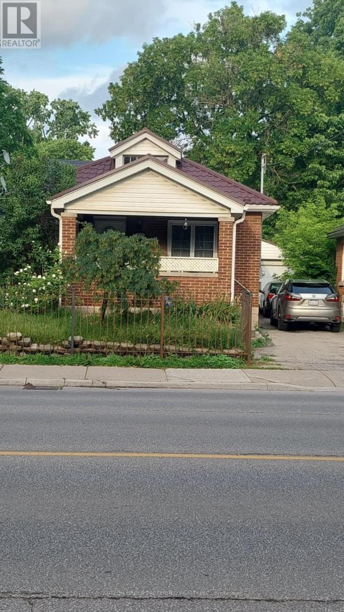 117 Wharncliffe Rd N, London, ON N6H 2A8