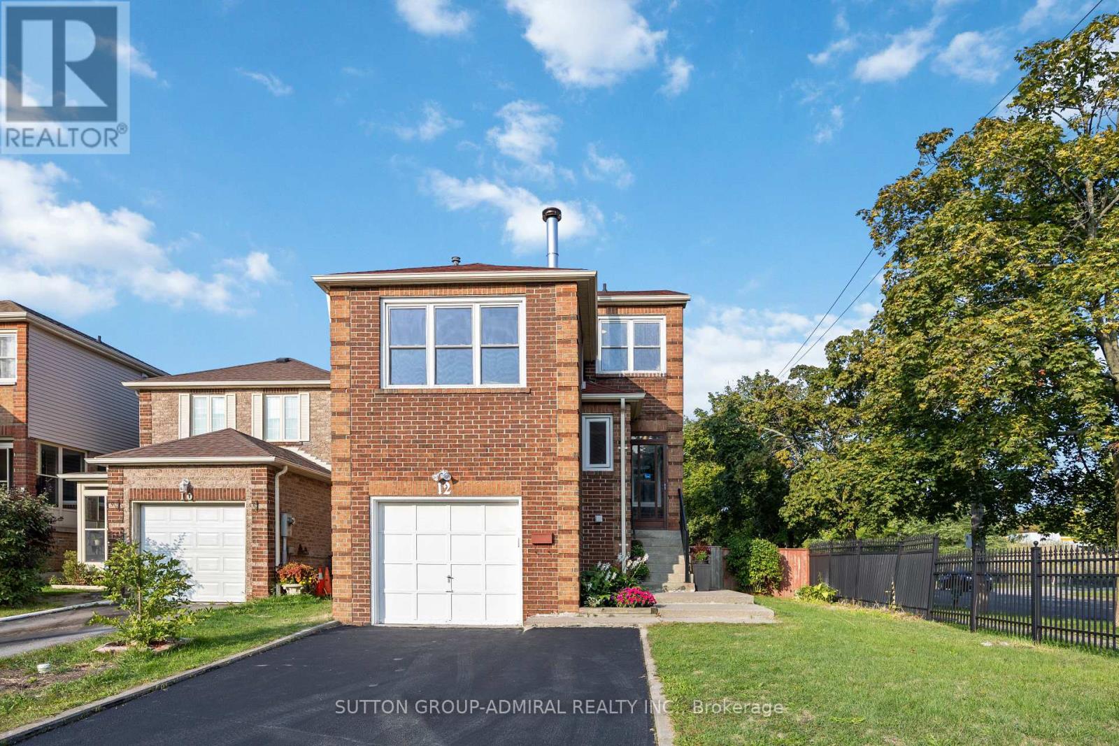 12 Tilburn Pl, Toronto, ON M1N 4B6