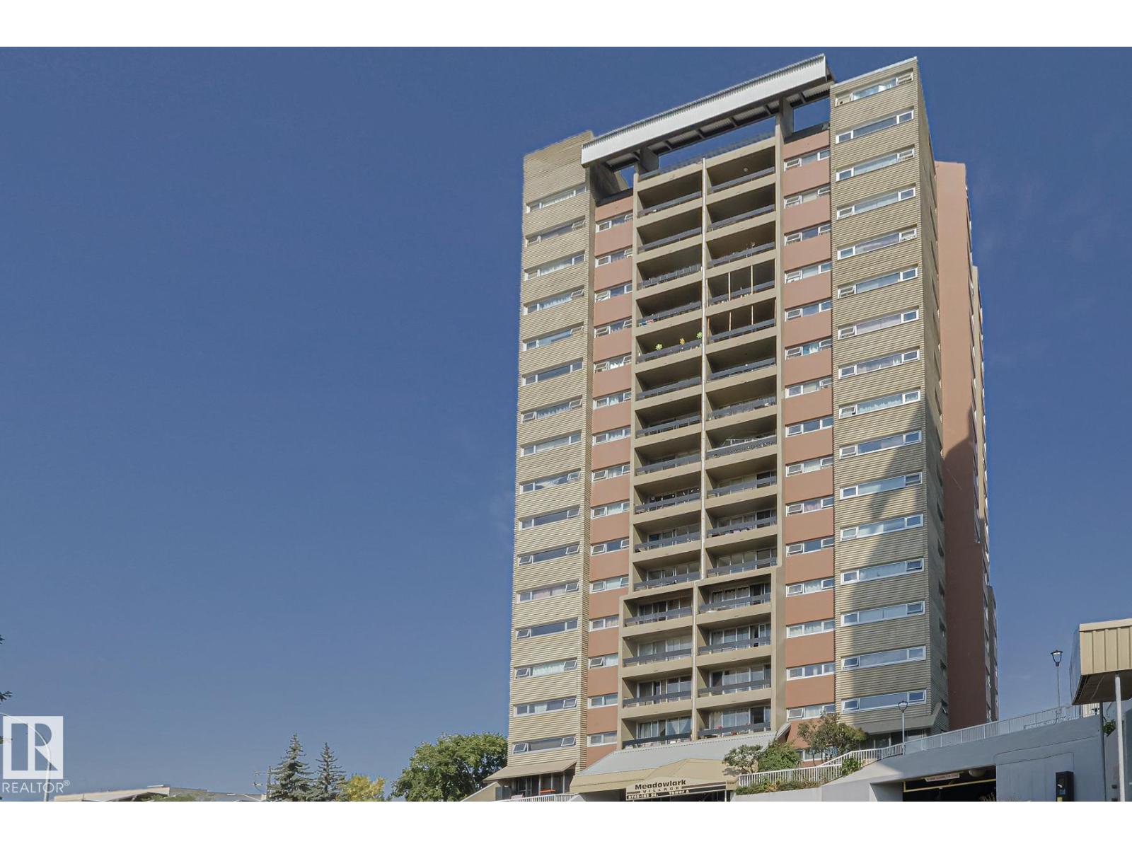 8745 165 Street Northwest #23, Edmonton, AB T5R 2R7