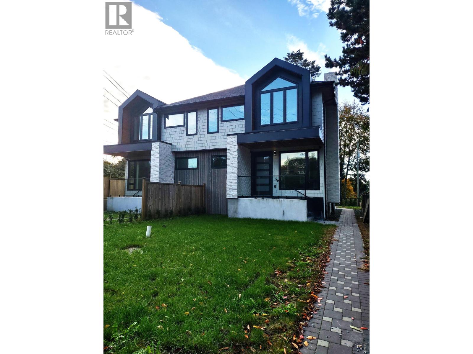 1708 W 68 Avenue Unit 2, Vancouver, BC V6P 2V8