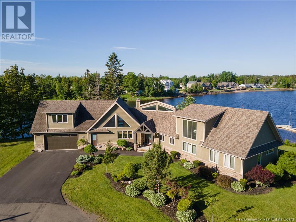 34 Bordeaux St, Shediac, NB E4P 1J3