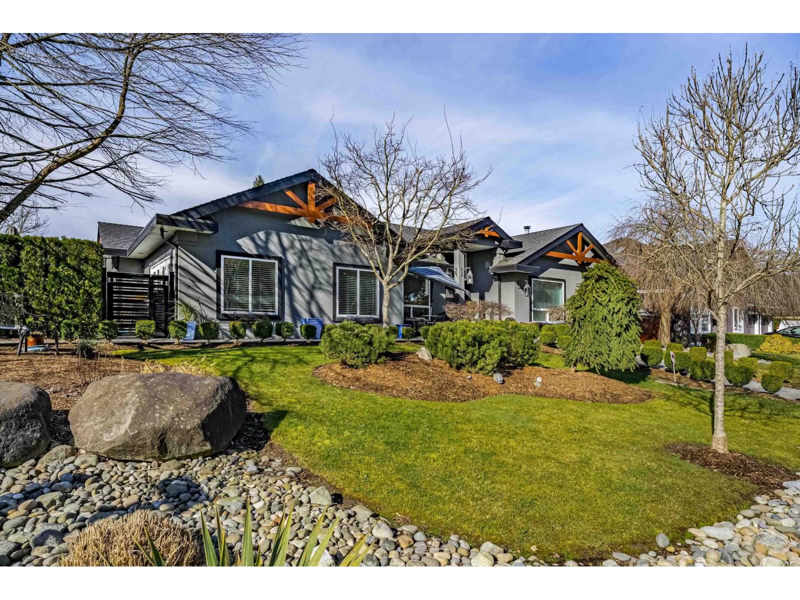 155 Street Unit 11125, Surrey, BC V3R 0W6
