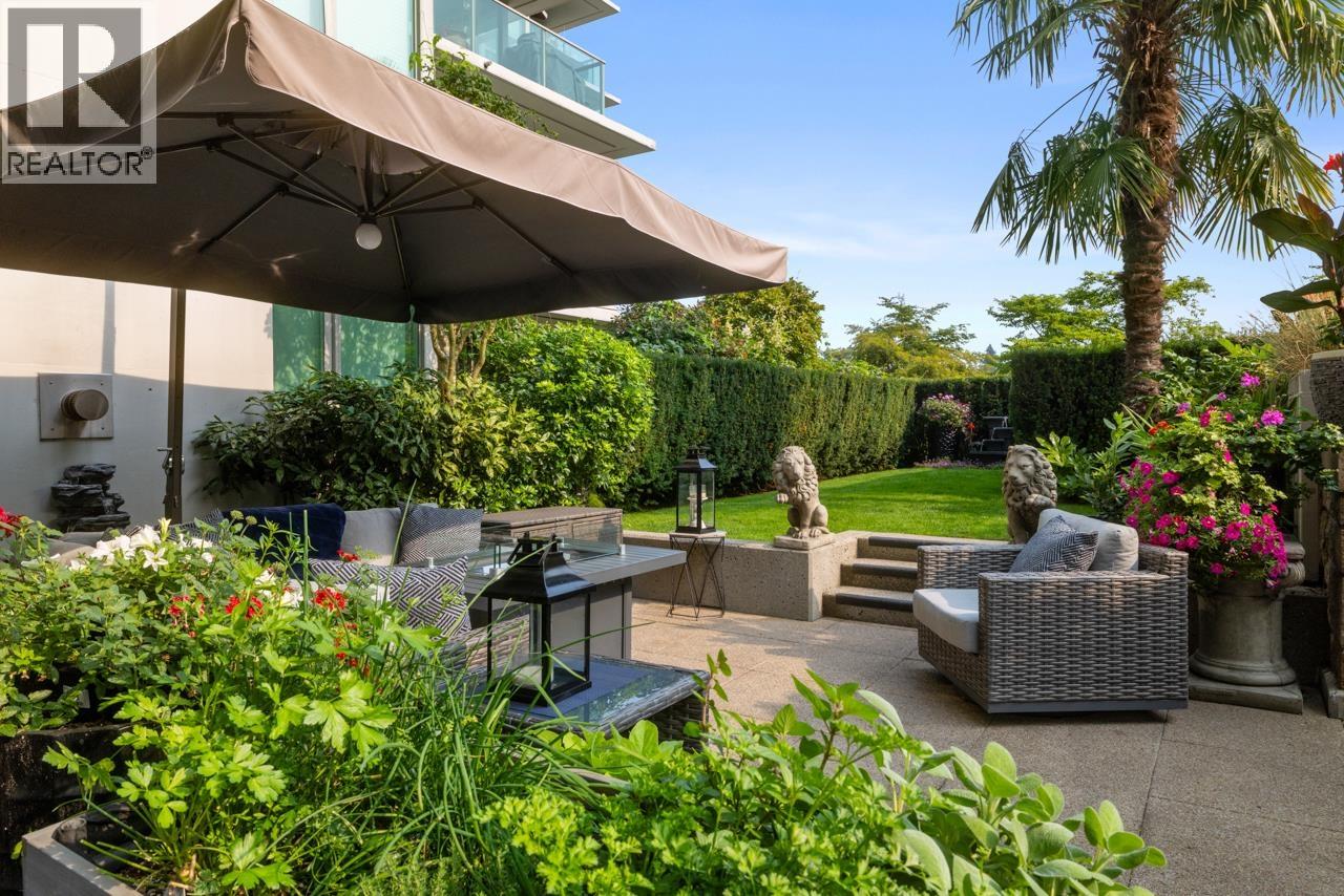 1717 Bayshore Drive Unit 102, Vancouver, BC V6G 3H3