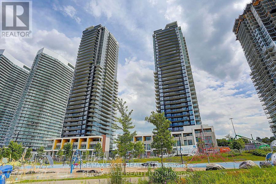 2001 85 Mcmahon Dr, Toronto, ON M2K 0H1