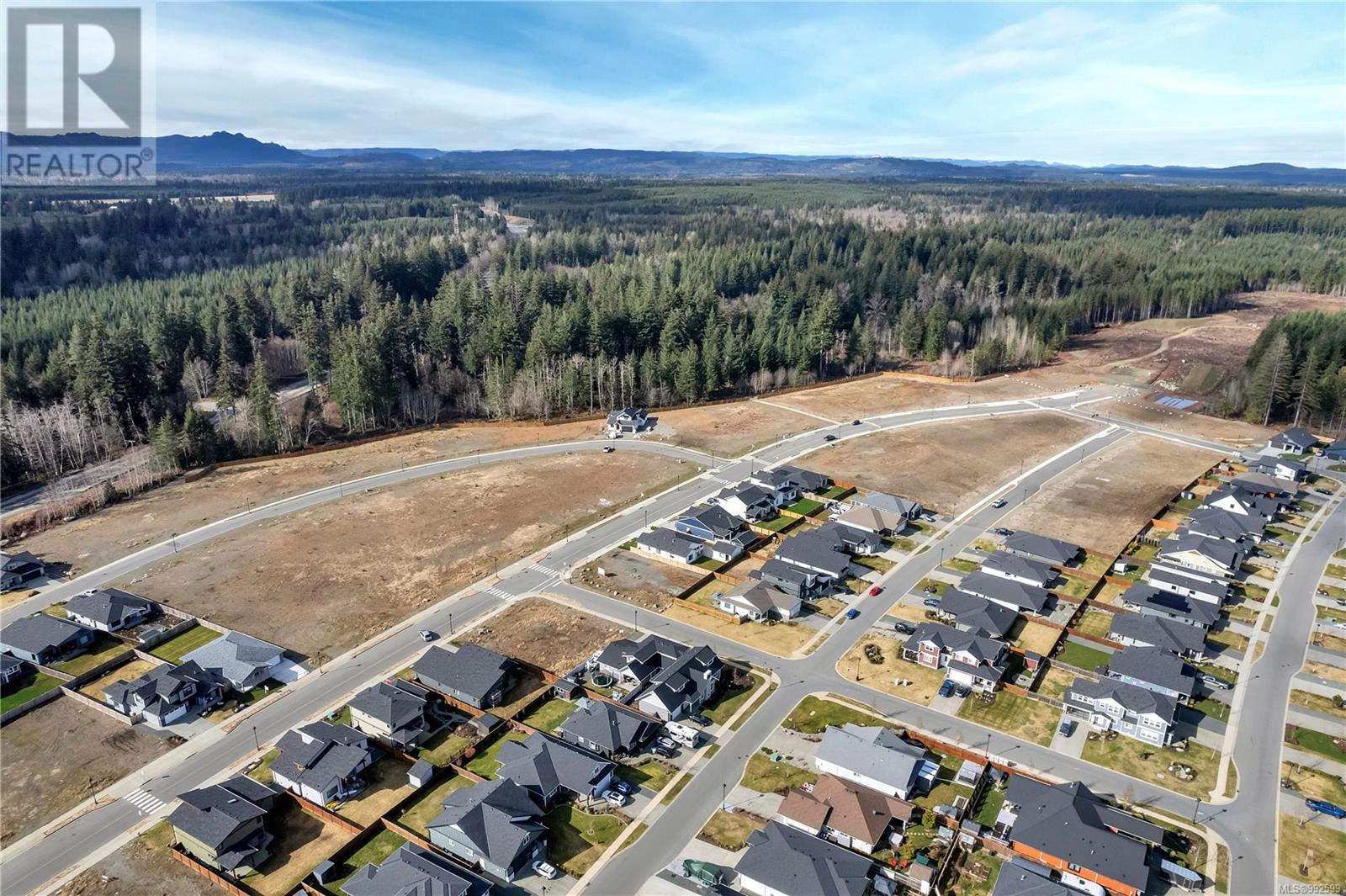 757 Salmonberry St, Campbell River, BC V9H 0G1