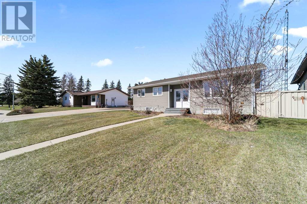 4 Meadowlark Dr, Sedgewick, AB T0B 4C0