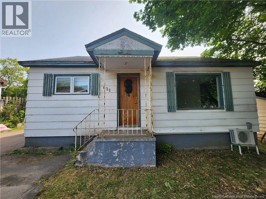 621 Charles St, Dieppe, NB E1A 1Z5