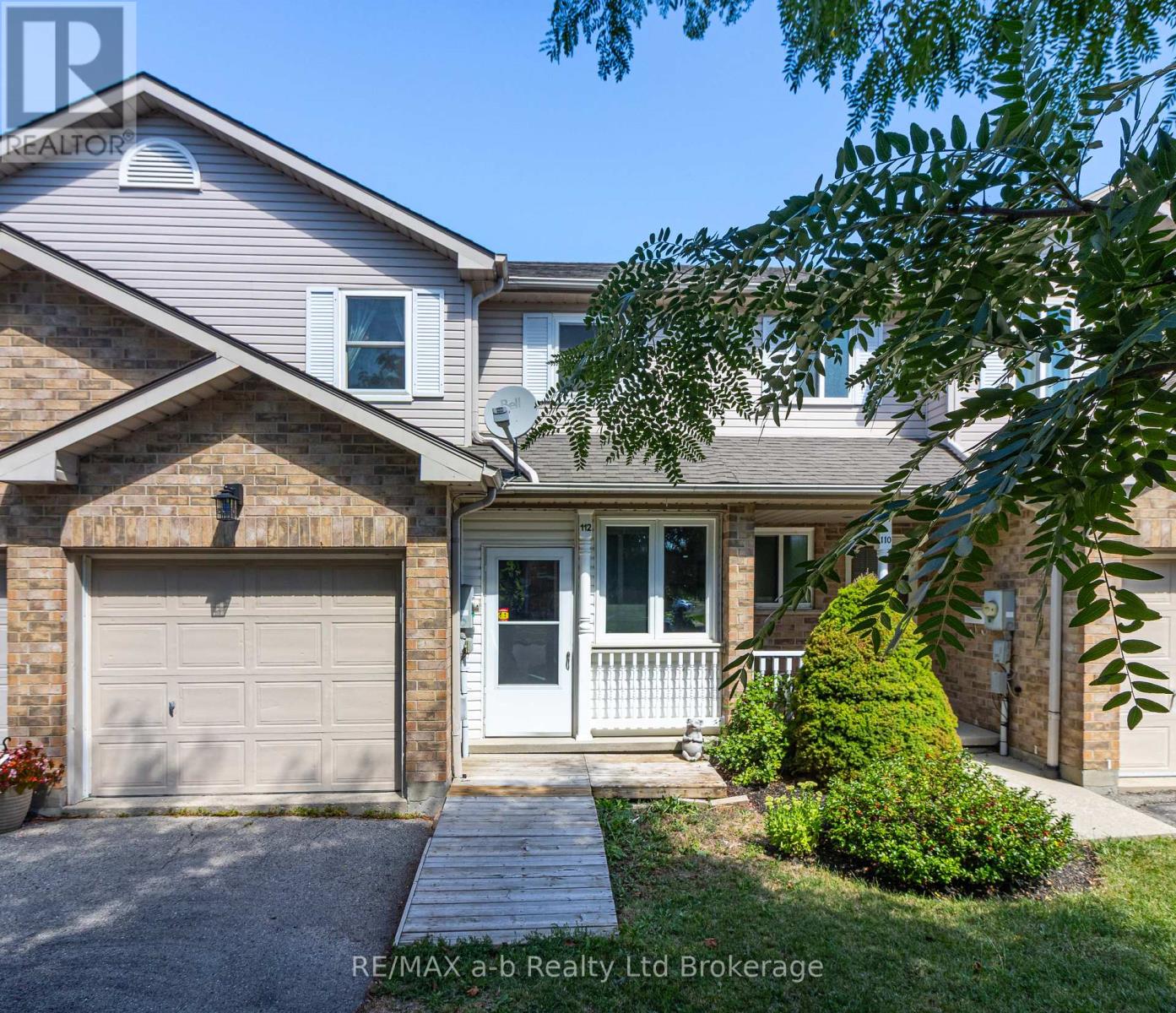 112 Athlone Cres, Stratford, ON N4Z 1H8