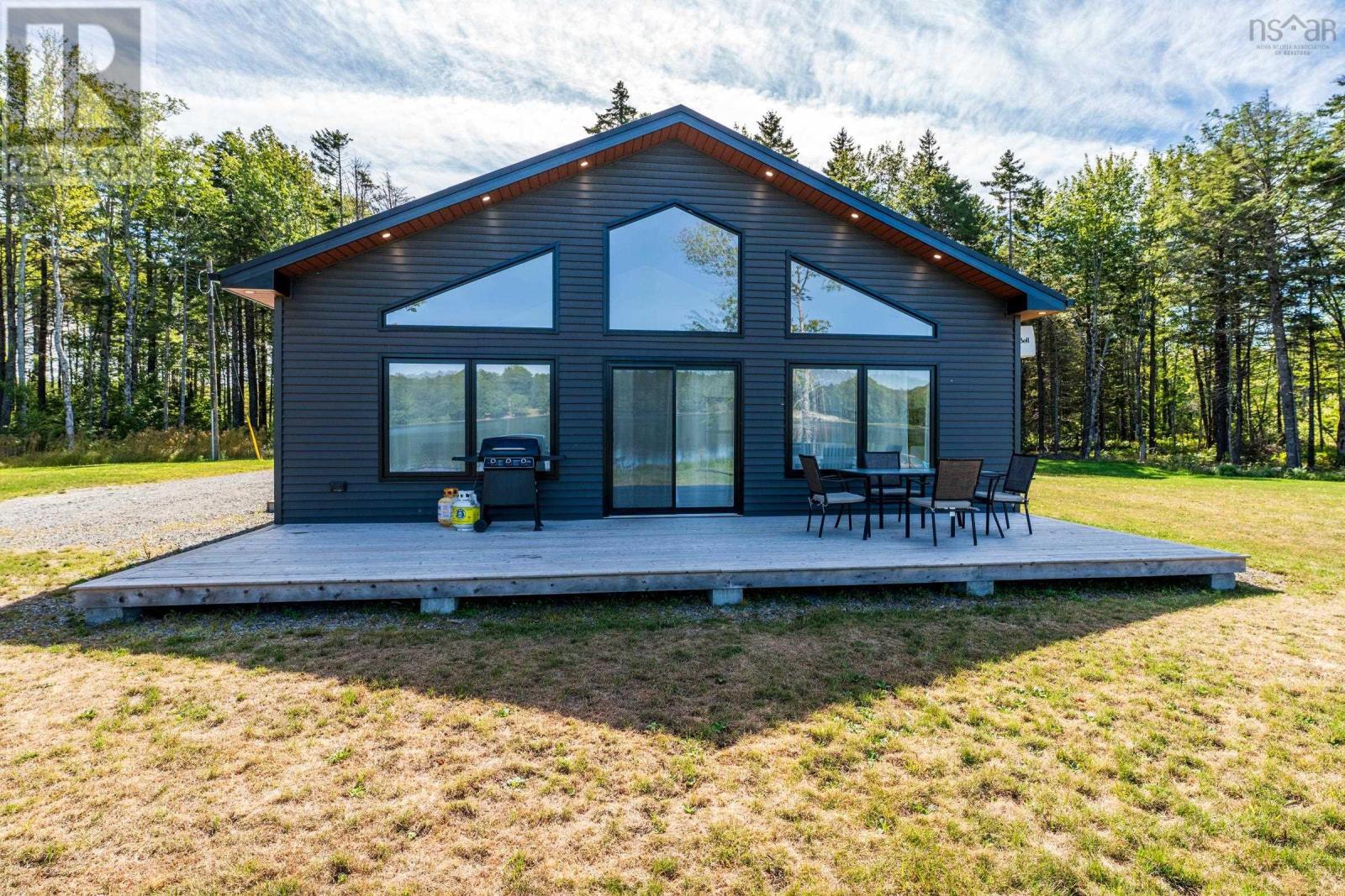 43 Belliveau Lake Estates Rd, Belliveaus Cove, NS B0W 1J0