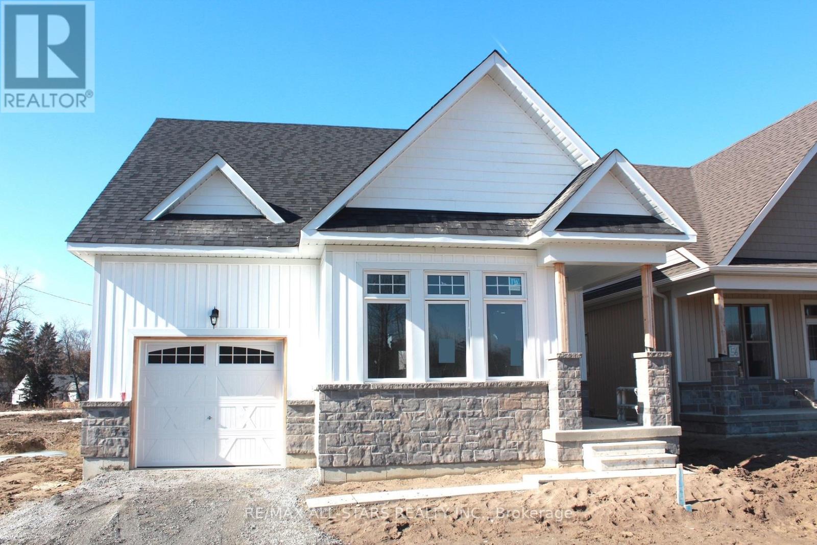 22 Schortinghuis St, Georgina, ON L0E 1R0