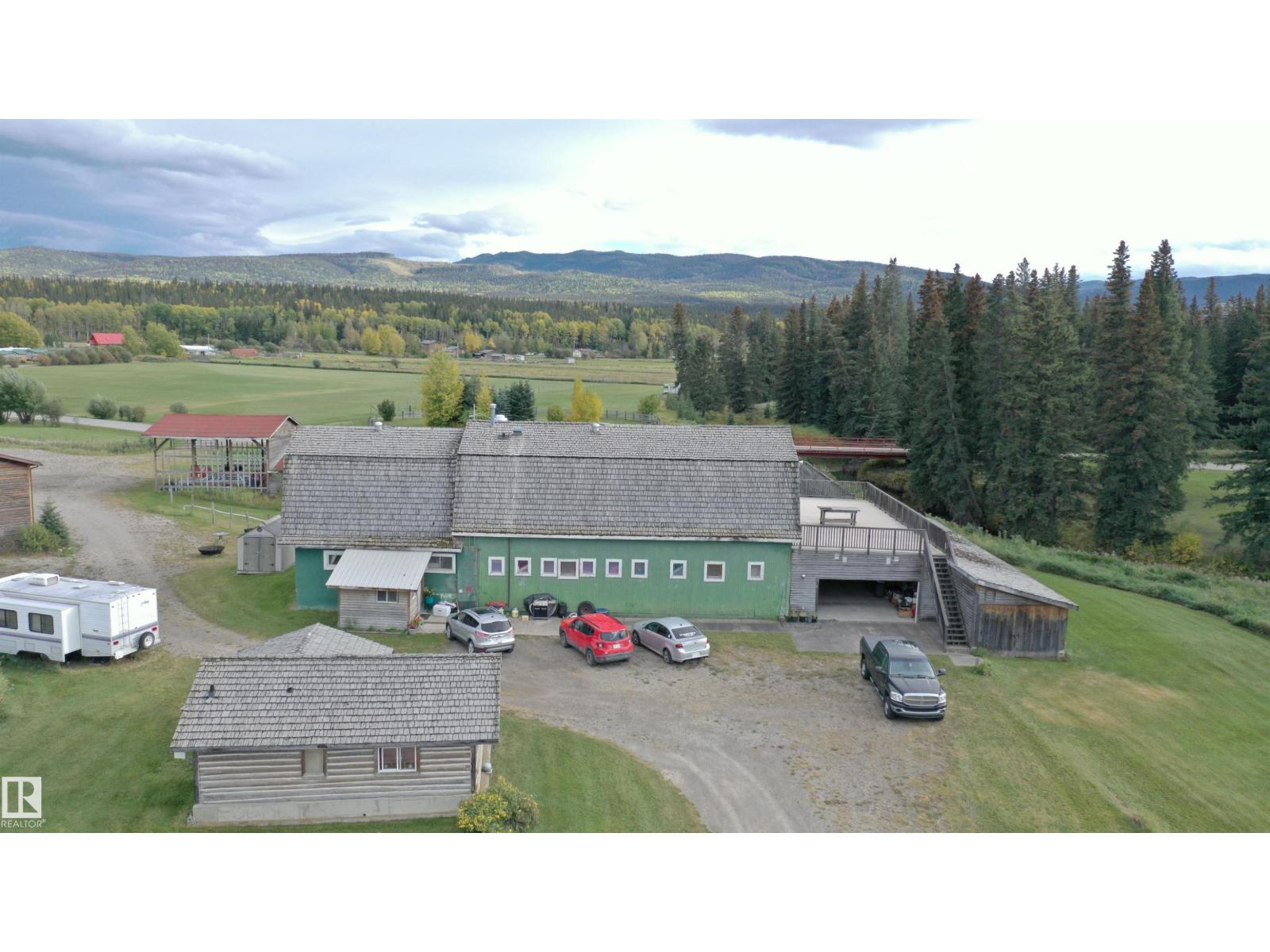 50409 Highway 16 Na #b, Hinton, AB T7V 1X3