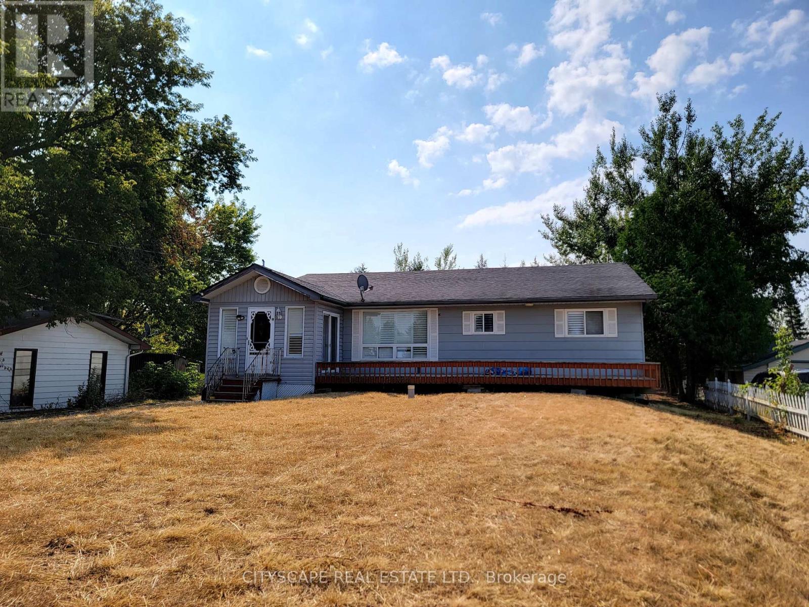 34 Robinson Ave, Kawartha Lakes, ON K0M 2B0