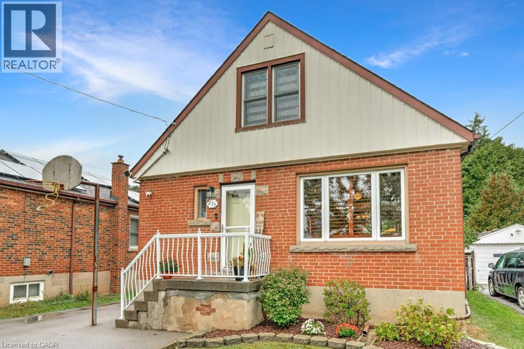 275 Montrose Ave, Hamilton, ON L8K 4Z5
