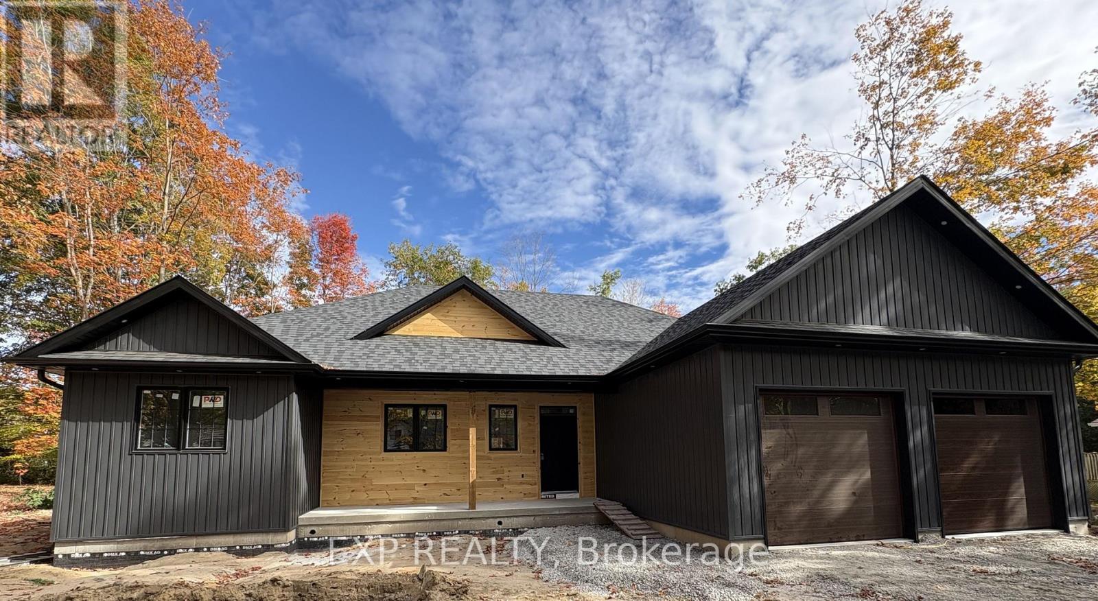 49 Beaufort Cres, Tiny, ON L9M 0B8