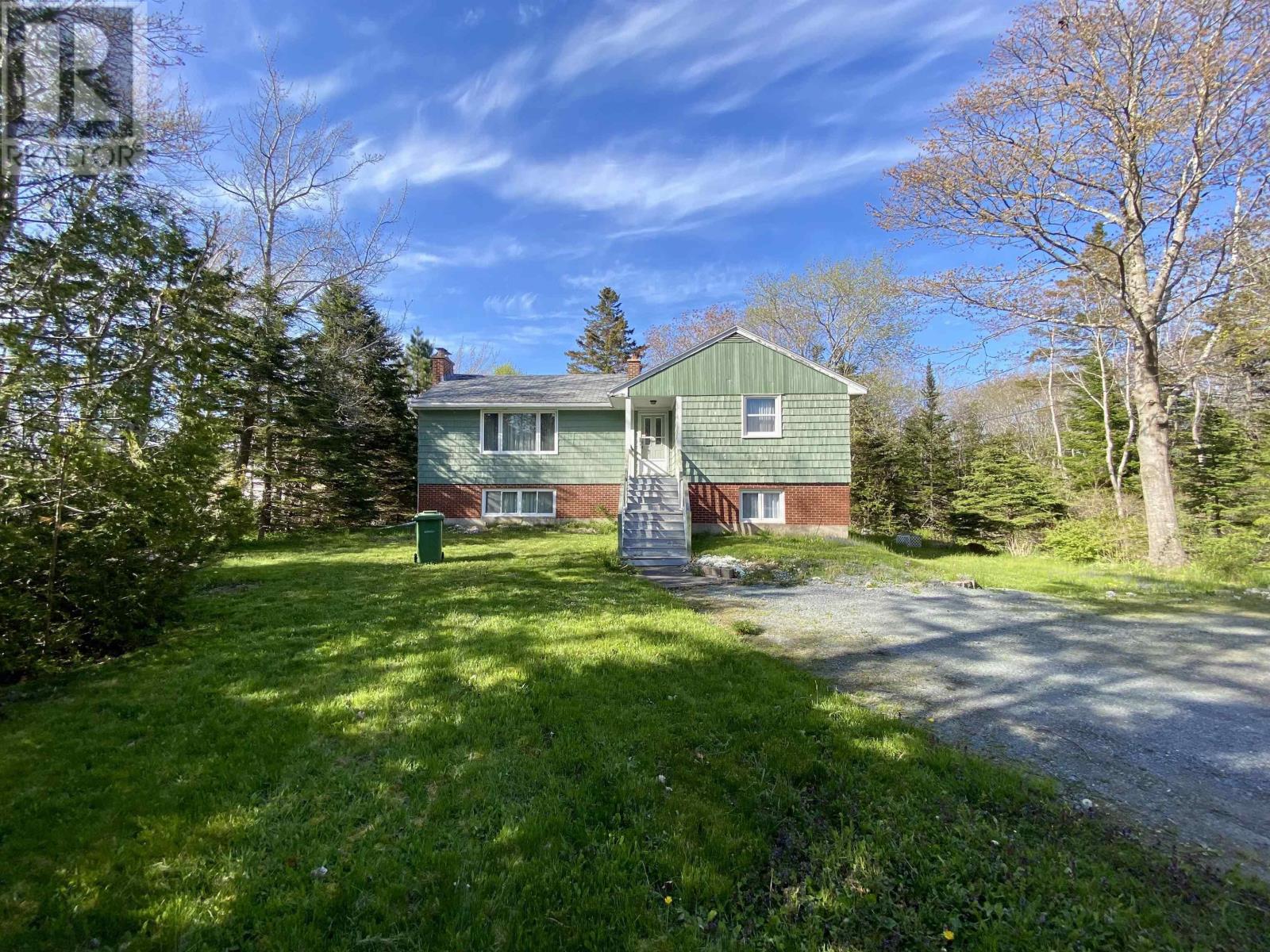 984 Herring Cove Rd, Halifax, NS B3R 1Z6