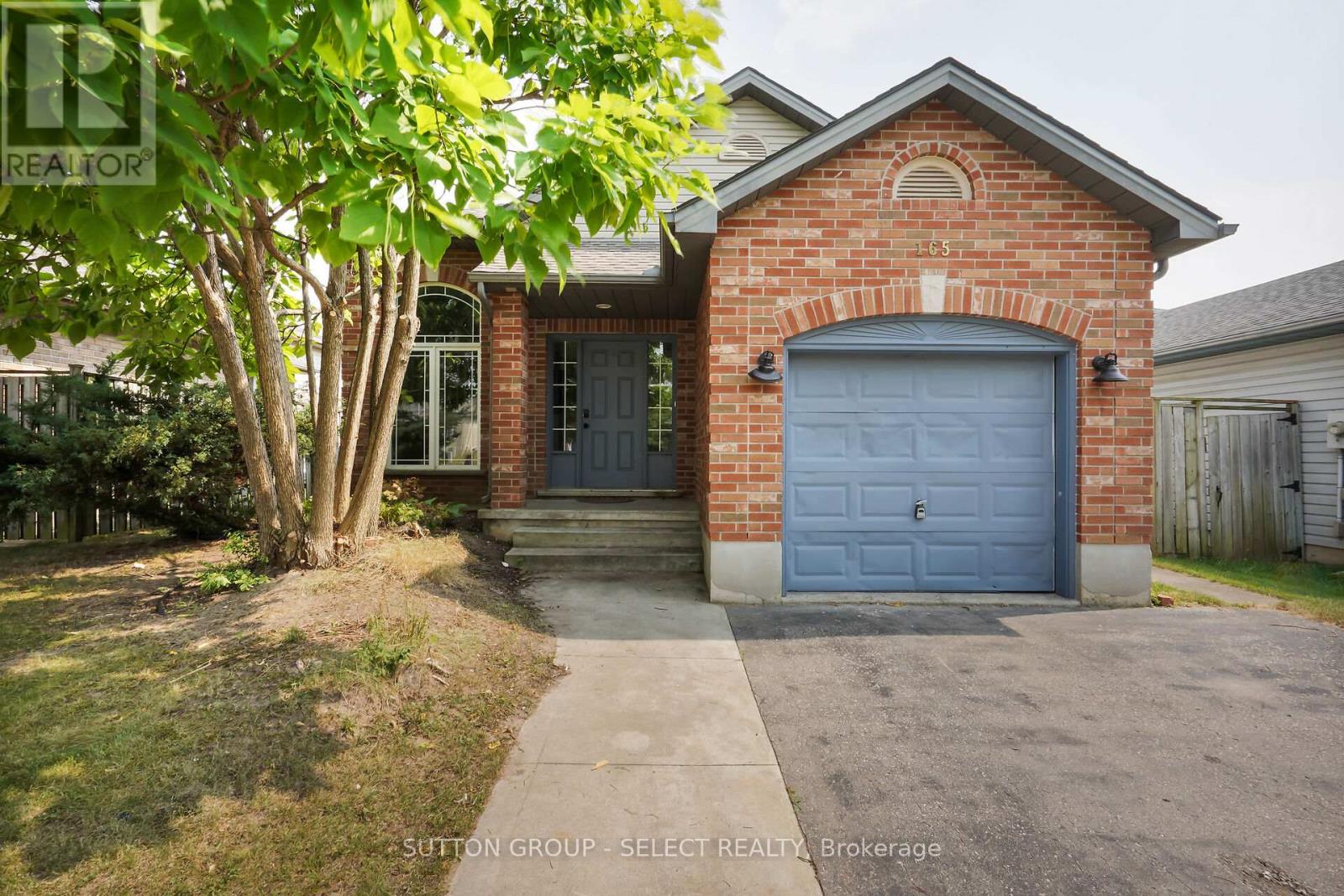 165 Thurman Cir, London, ON N5V 4Z1