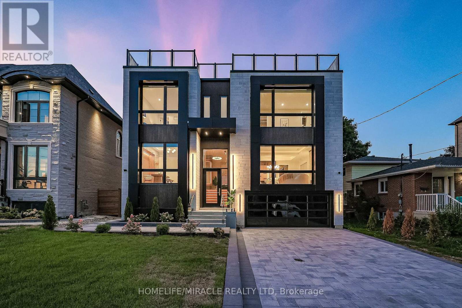 636 Annland St, Pickering, ON L1W 1B1