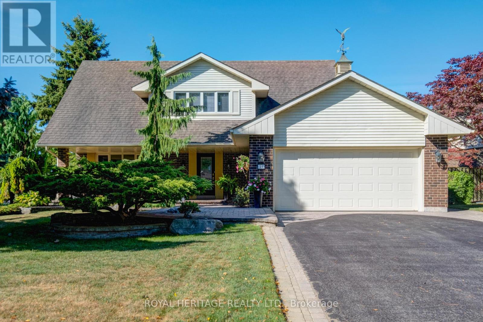 10 Anstead Cres, Ajax, ON L1S 3X8