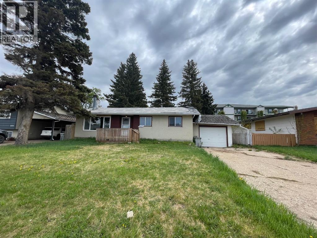 5521 47 Street East, High Prairie, AB T0G 1E0