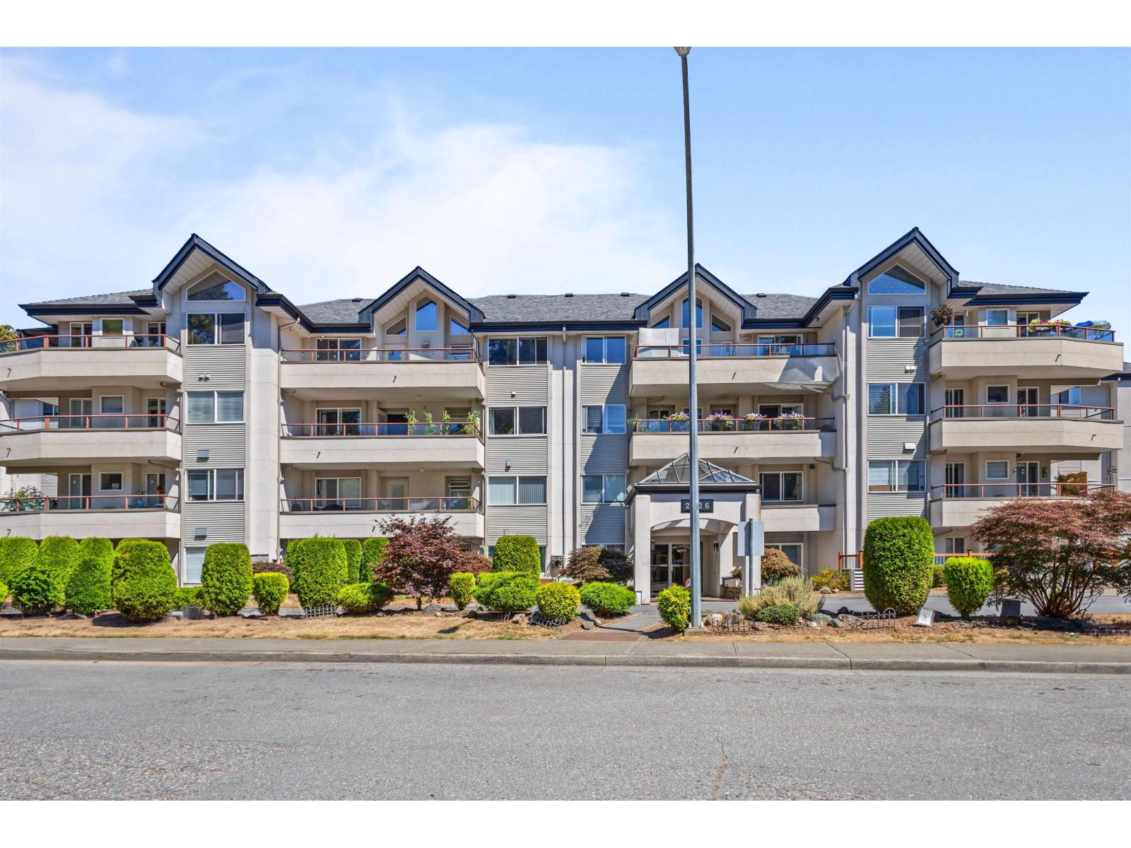 2526 Lakeview Crescent Unit 206, Abbotsford, BC V2S 3A9