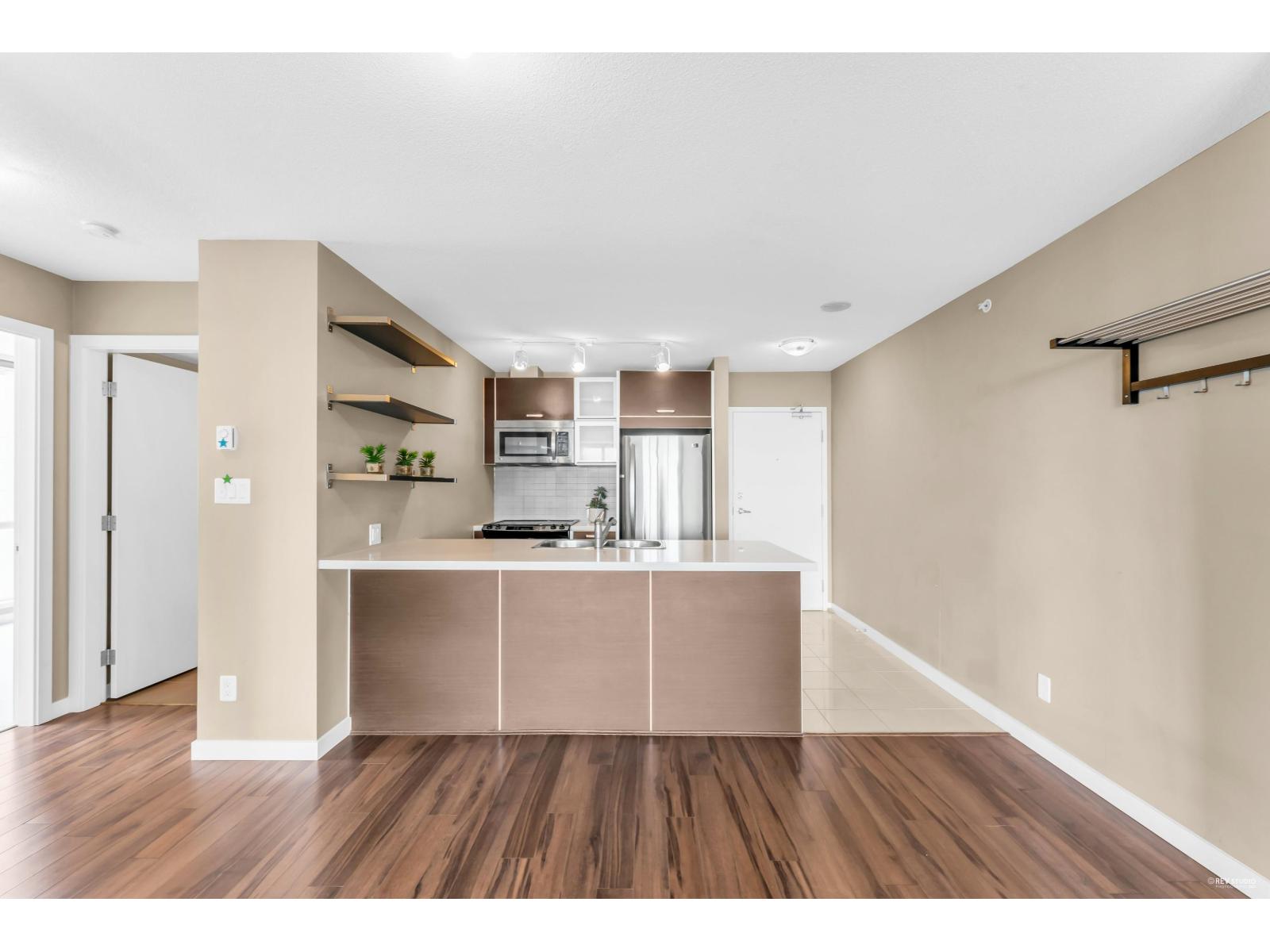 9981 Whalley Boulevard Unit 2909, Surrey, BC V3T 0H5