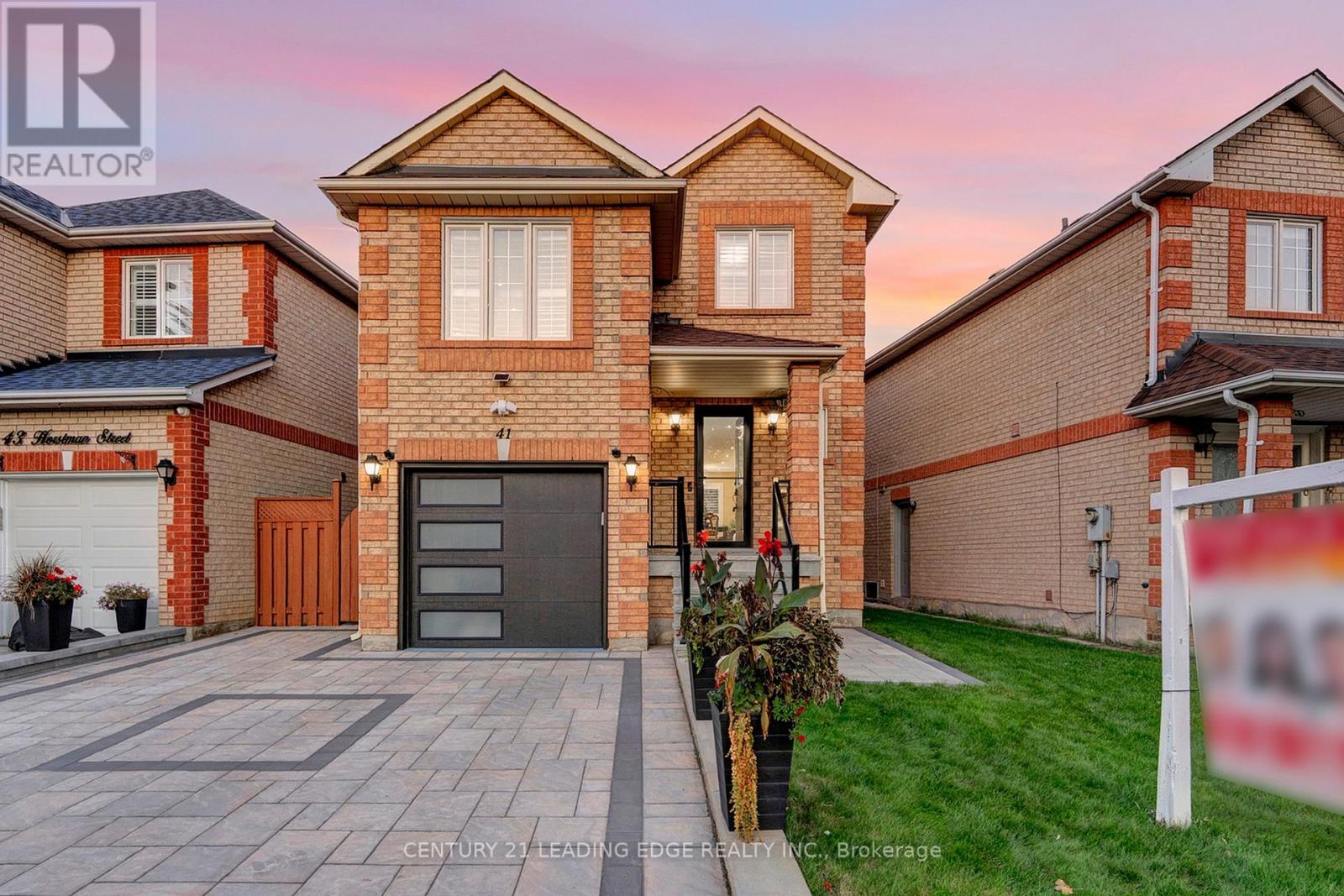 41 Horstman St, Markham, ON L3S 4G4