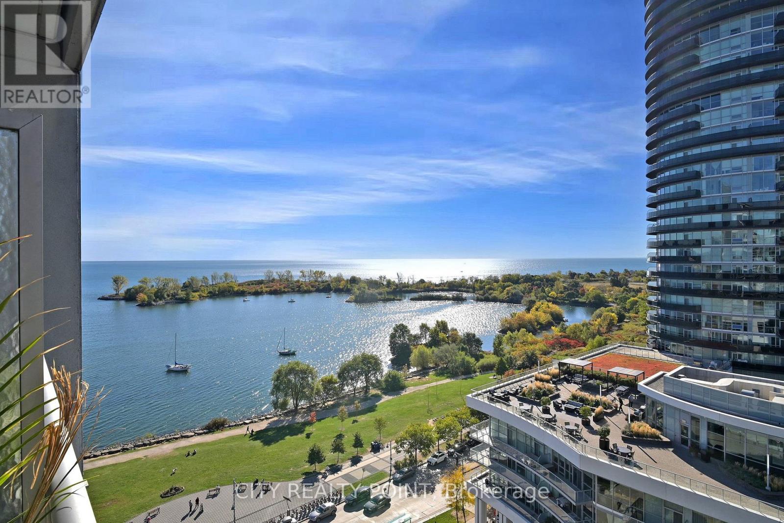 1214 58 Marine Parade Dr, Toronto, ON M8V 4G1