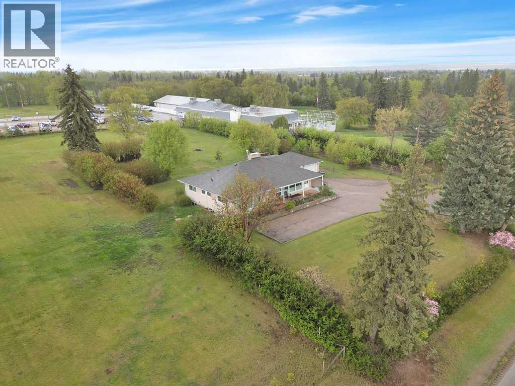 50 Avenue Unit 6010, Lacombe, AB T4L 0H8