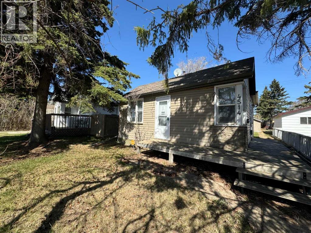 49 Street Unit 4514, Lloydminster, SK S9V 0L5