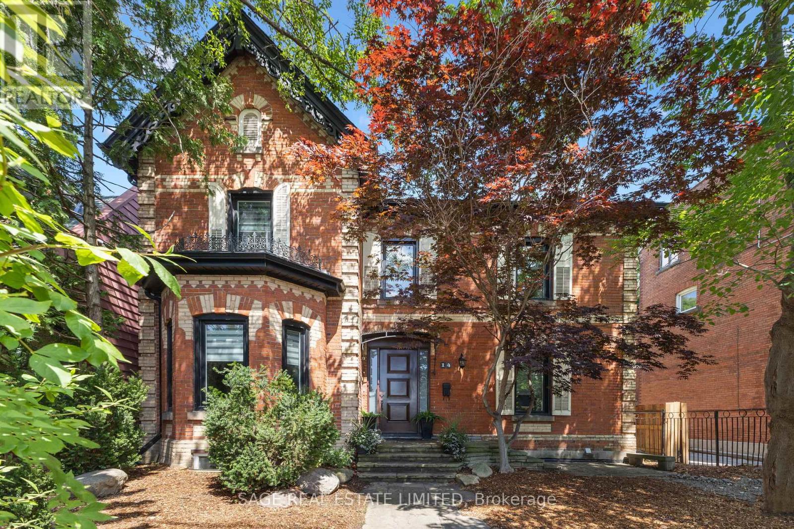 14 Halton St, Toronto, ON M6J 1R3