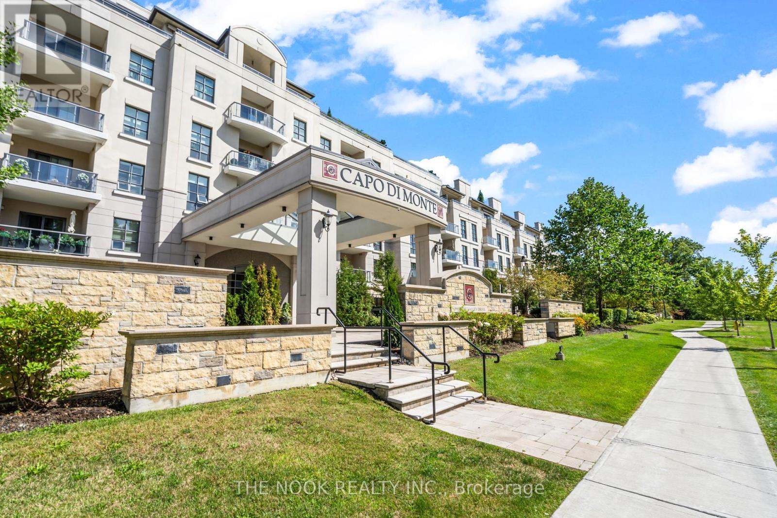 213 9909 Pine Valley Dr, Vaughan, ON L4L 1A6
