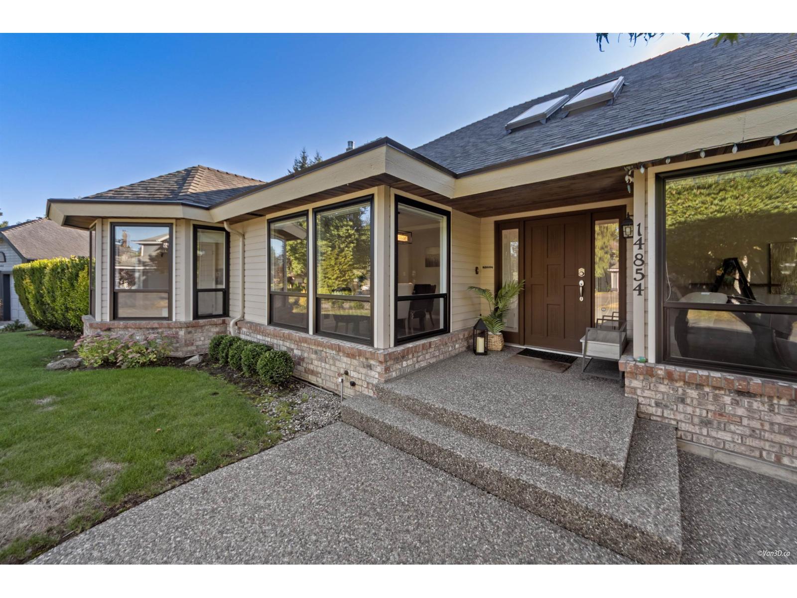 21 Avenue Unit 14854, Surrey, BC V4A 8L6