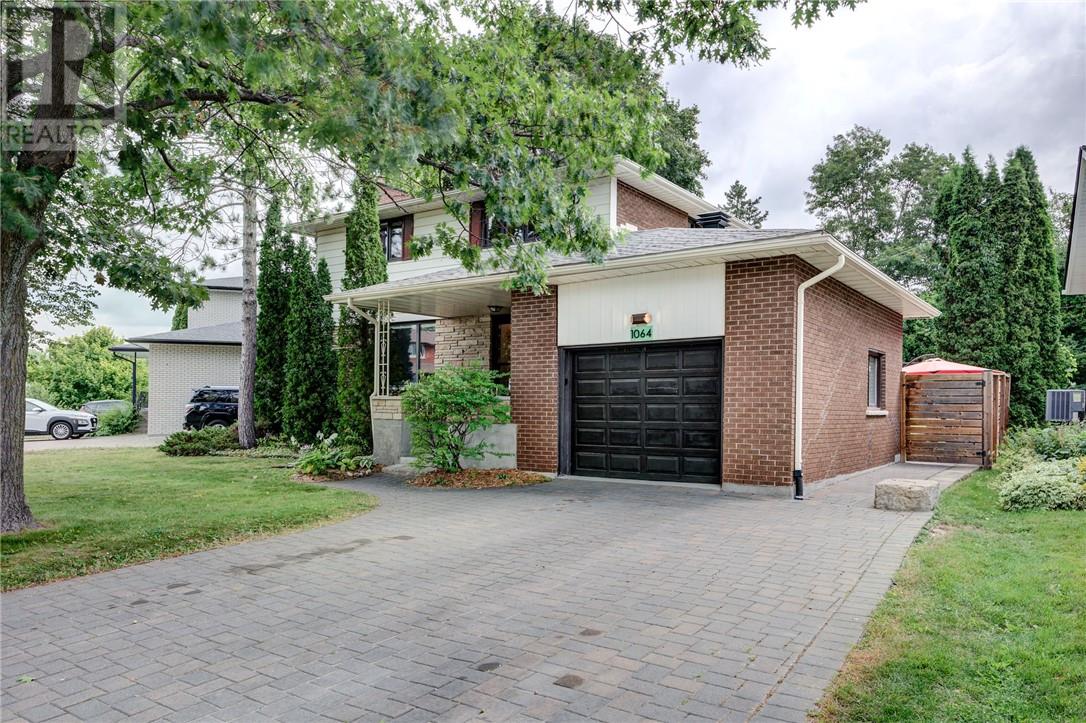 1064 Beaumont Ave, Sudbury, ON P3A 3G6