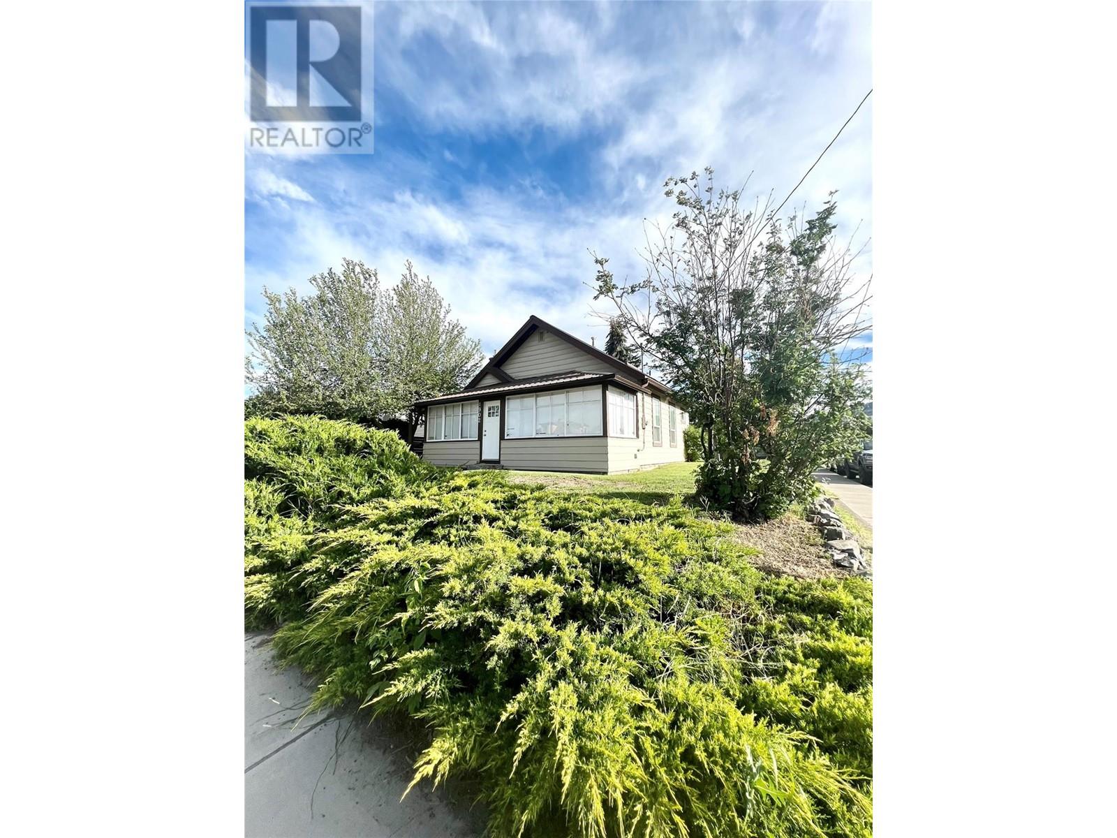 1902 Nicola Ave, Merritt, BC V1K 1R6