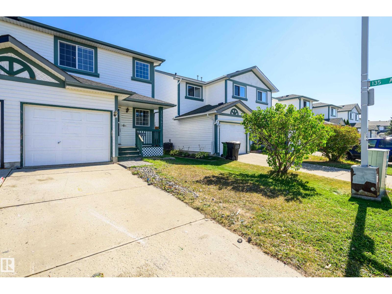 33 St Nw Unit 13447, Edmonton, AB T5A 5C1
