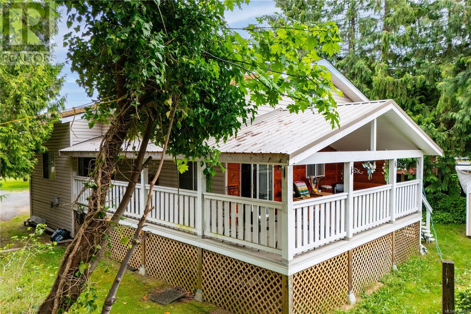 2218 Dalton Rd, Campbell River, BC V9W 1H6