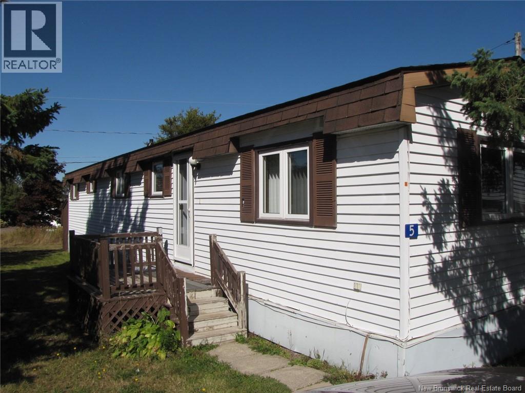 5 Third St, Moncton, NB E1H 1K6