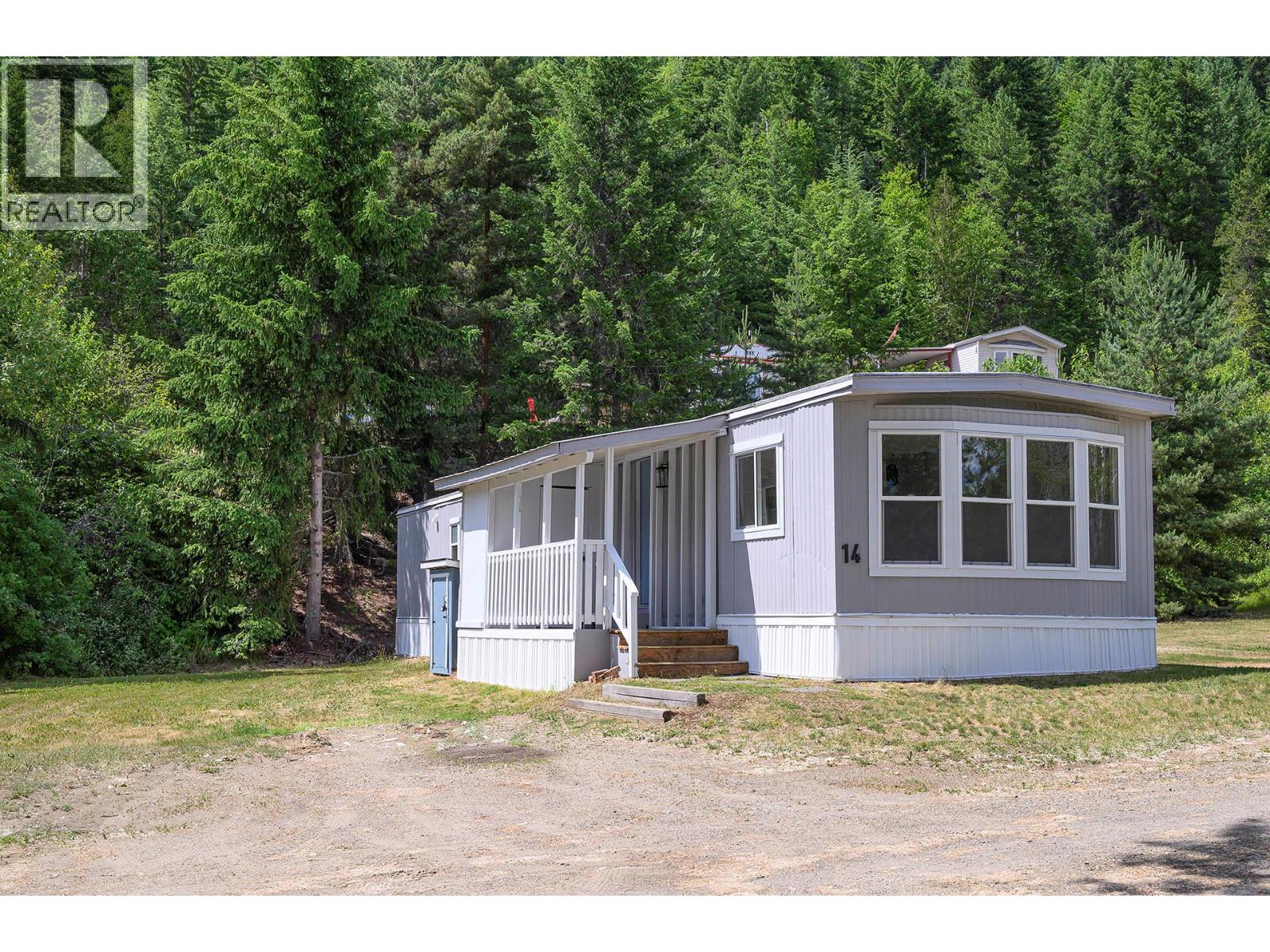 851 Old North Thompson Highway Unit 14, Clearwater, BC V0E 1N2