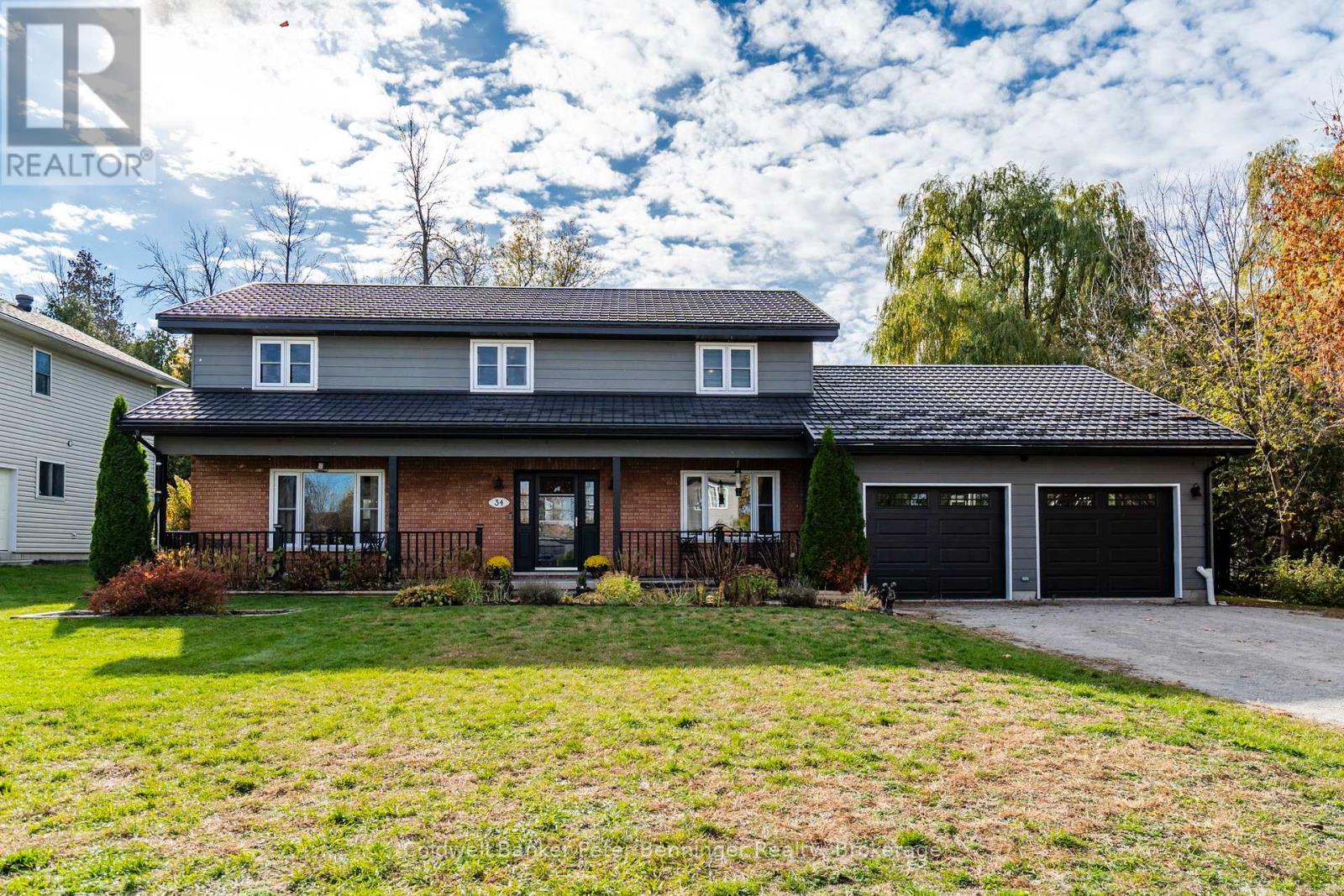 34 Ash St, Tay, ON L0K 2C0