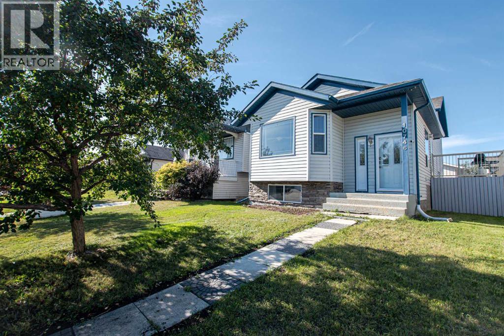 72 Avenue Unit 10746, Grande Prairie, AB T8W 2T6