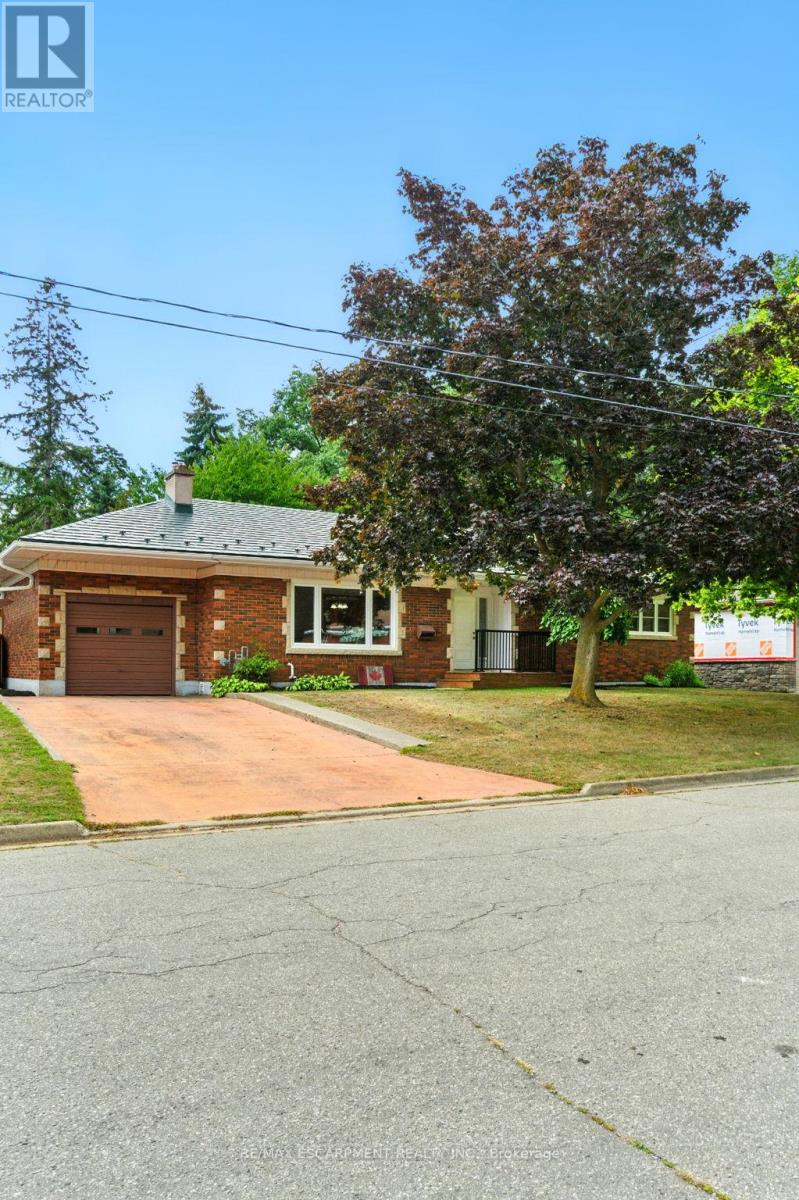 10 Sheffield Ave, Brantford, ON N3S 6V8